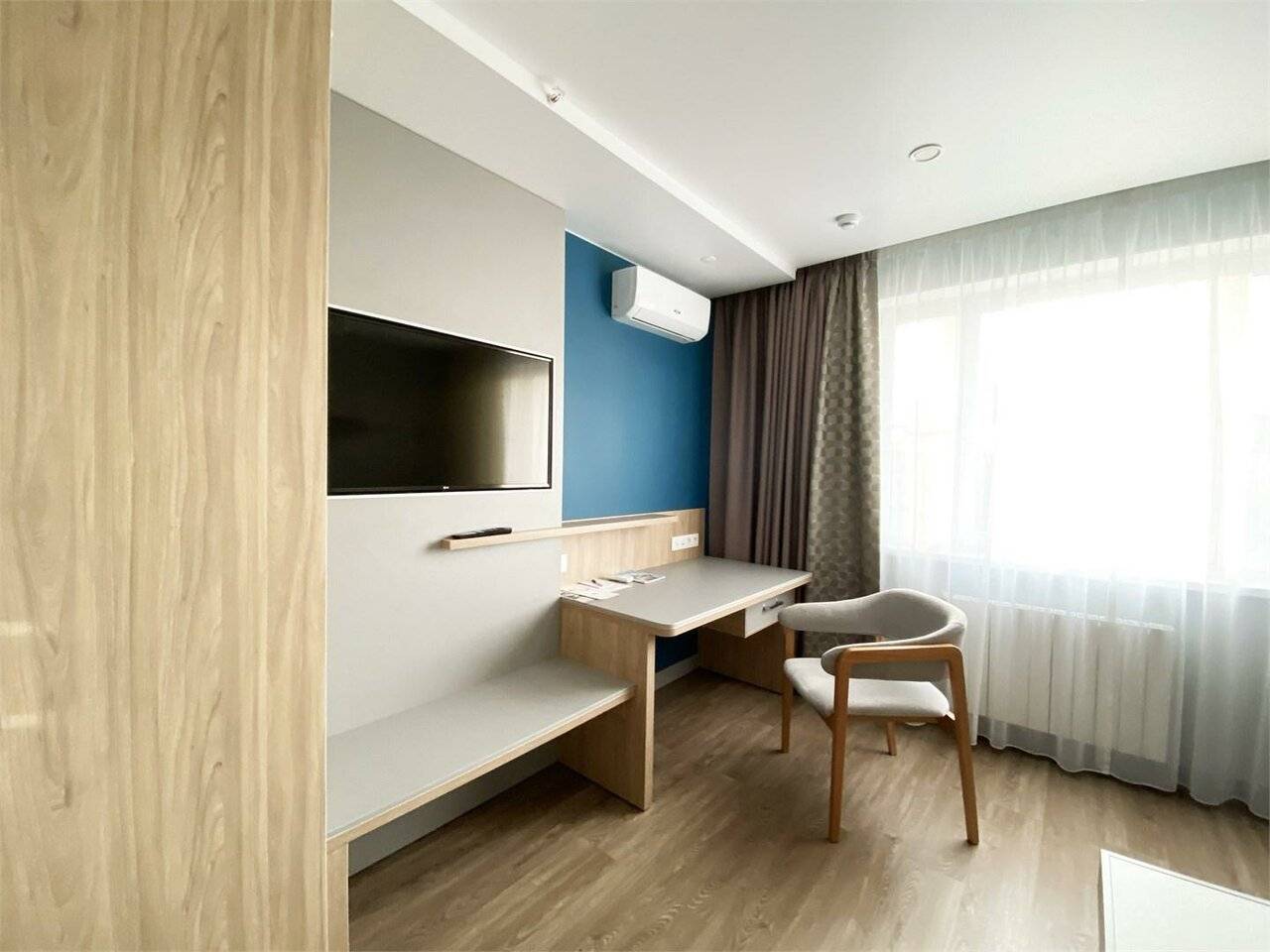 Фотографии номера Апартаменты Гранд Делюкс (с кухней) в Гостинице Волга Москва